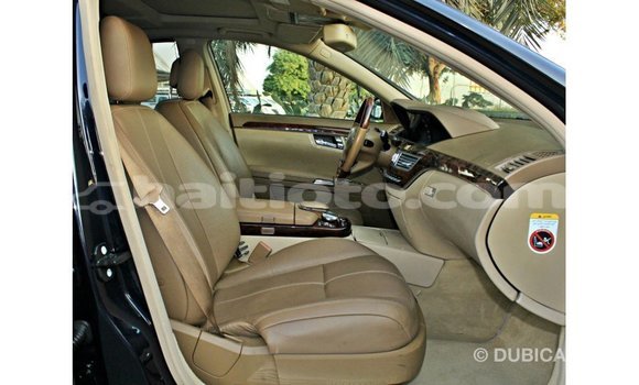 Buy Import Mercedes-Benz 200 Blue Car in Import - Dubai in Artibonite Buy Import Mercedes-Benz 200 Blue Car in Import - Dubai in Artibonite