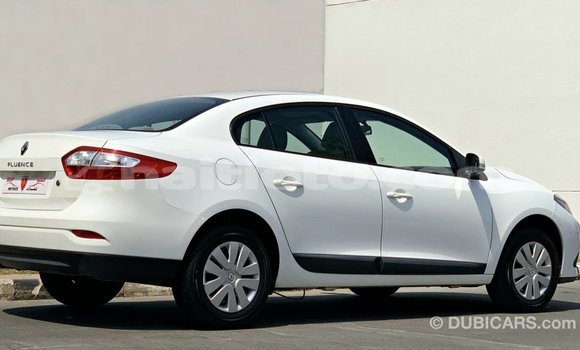 Acheter Import Voiture Renault Fluence Blanc à Import - Dubai, Artibonite Acheter Import Voiture Renault Fluence Blanc à Import - Dubai, Artibonite