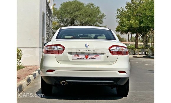 Acheter Import Voiture Renault Fluence Blanc à Import - Dubai, Artibonite Acheter Import Voiture Renault Fluence Blanc à Import - Dubai, Artibonite