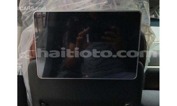 Acheter Import Voiture Toyota Land Cruiser Blanc à Import - Dubai, Artibonite Acheter Import Voiture Toyota Land Cruiser Blanc à Import - Dubai, Artibonite