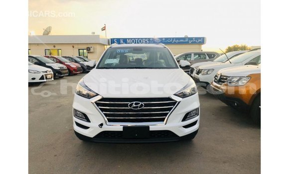 Acheter Import Voiture Hyundai Tucson Blanc à Import - Dubai, Artibonite Acheter Import Voiture Hyundai Tucson Blanc à Import - Dubai, Artibonite
