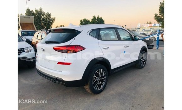 Acheter Import Voiture Hyundai Tucson Blanc à Import - Dubai, Artibonite Acheter Import Voiture Hyundai Tucson Blanc à Import - Dubai, Artibonite
