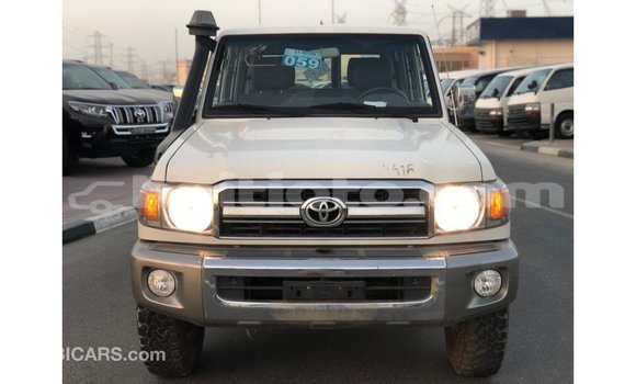 Buy Import Toyota Land Cruiser White Car in Import - Dubai in Artibonite Buy Import Toyota Land Cruiser White Car in Import - Dubai in Artibonite