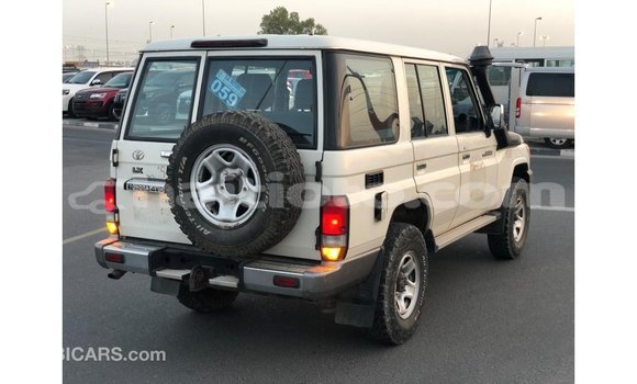 Buy Import Toyota Land Cruiser White Car in Import - Dubai in Artibonite Buy Import Toyota Land Cruiser White Car in Import - Dubai in Artibonite