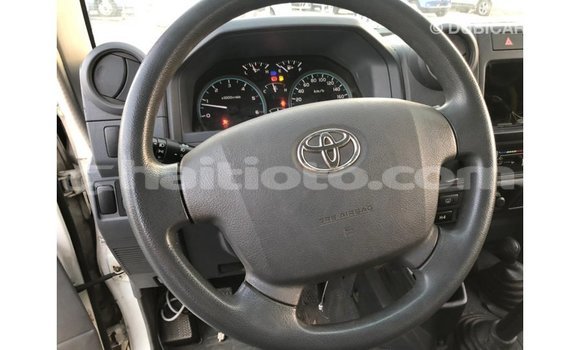 Buy Import Toyota Land Cruiser White Car in Import - Dubai in Artibonite Buy Import Toyota Land Cruiser White Car in Import - Dubai in Artibonite