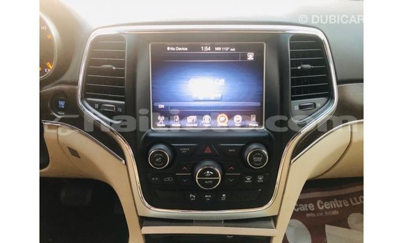 Acheter Import Voiture Jeep Grand Cherokee Noir à Import - Dubai, Artibonite Acheter Import Voiture Jeep Grand Cherokee Noir à Import - Dubai, Artibonite