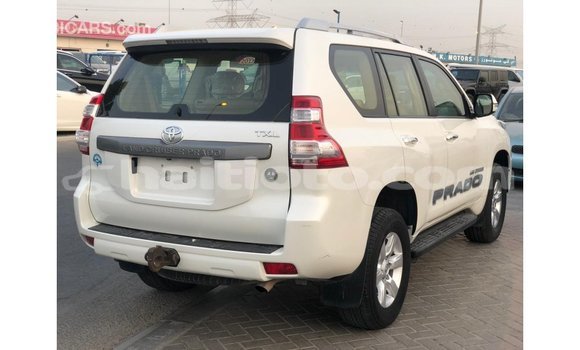 Acheter Import Voiture Toyota Prado Blanc à Import - Dubai, Artibonite Acheter Import Voiture Toyota Prado Blanc à Import - Dubai, Artibonite