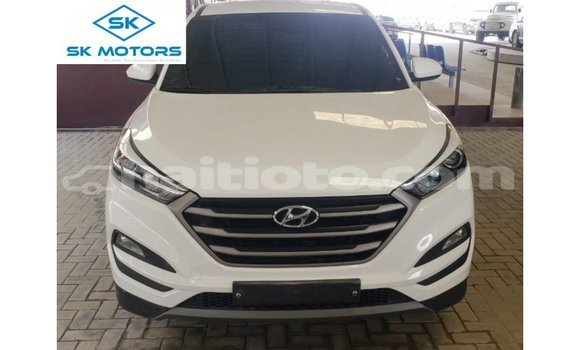 Acheter Import Voiture Hyundai Tucson Blanc à Import - Dubai, Artibonite Acheter Import Voiture Hyundai Tucson Blanc à Import - Dubai, Artibonite