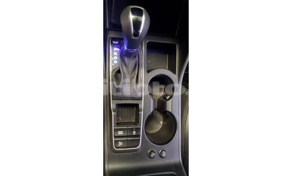 Acheter Import Voiture Hyundai Tucson Blanc à Import - Dubai, Artibonite Acheter Import Voiture Hyundai Tucson Blanc à Import - Dubai, Artibonite