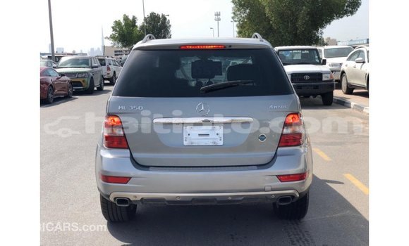 Buy Import Mercedes-Benz 190 (W201) Other Car in Import - Dubai in Artibonite Buy Import Mercedes-Benz 190 (W201) Other Car in Import - Dubai in Artibonite