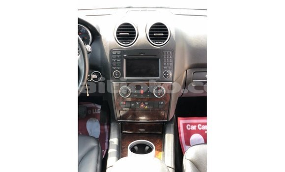 Buy Import Mercedes-Benz 190 (W201) Other Car in Import - Dubai in Artibonite Buy Import Mercedes-Benz 190 (W201) Other Car in Import - Dubai in Artibonite