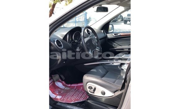 Buy Import Mercedes-Benz 190 (W201) Other Car in Import - Dubai in Artibonite Buy Import Mercedes-Benz 190 (W201) Other Car in Import - Dubai in Artibonite