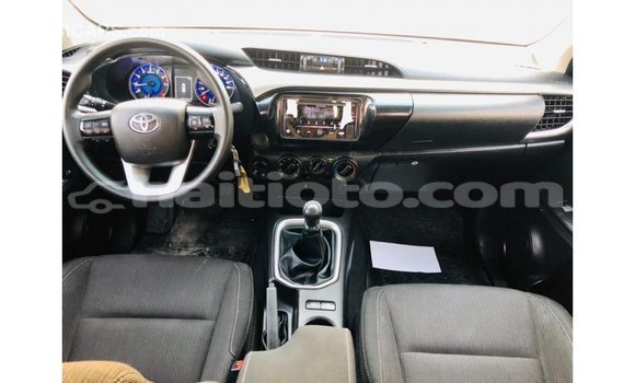 Buy Import Toyota Hilux White Car in Import - Dubai in Artibonite Buy Import Toyota Hilux White Car in Import - Dubai in Artibonite