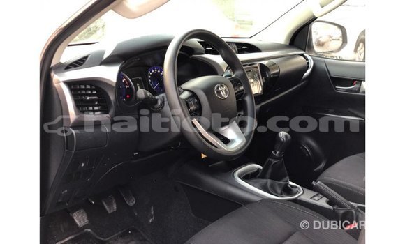Buy Import Toyota Hilux White Car in Import - Dubai in Artibonite Buy Import Toyota Hilux White Car in Import - Dubai in Artibonite