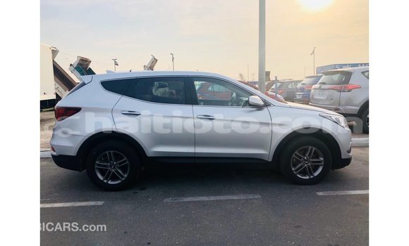Buy Import Hyundai Santa Fe Other Car in Import - Dubai in Artibonite Buy Import Hyundai Santa Fe Other Car in Import - Dubai in Artibonite