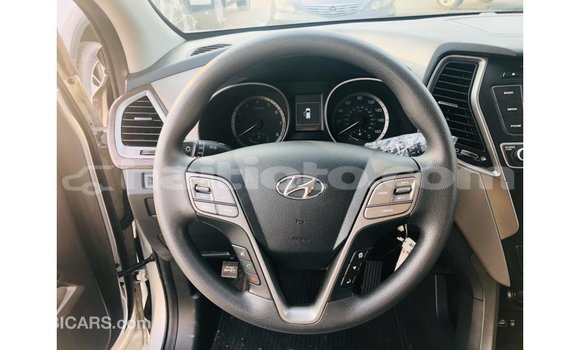 Buy Import Hyundai Santa Fe Other Car in Import - Dubai in Artibonite Buy Import Hyundai Santa Fe Other Car in Import - Dubai in Artibonite