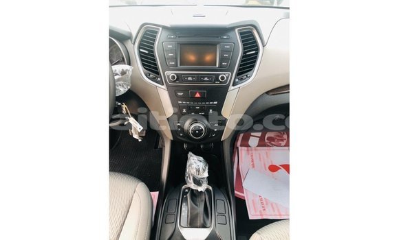 Buy Import Hyundai Santa Fe Other Car in Import - Dubai in Artibonite Buy Import Hyundai Santa Fe Other Car in Import - Dubai in Artibonite
