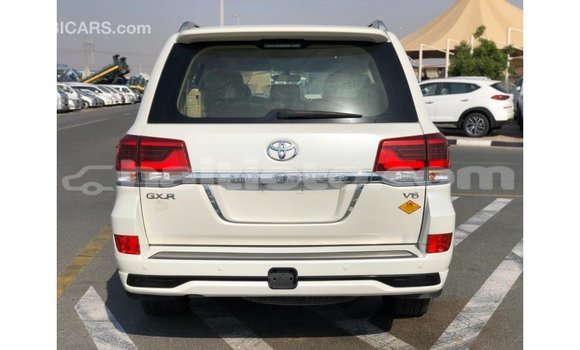 Buy Import Toyota Land Cruiser White Car in Import - Dubai in Artibonite Buy Import Toyota Land Cruiser White Car in Import - Dubai in Artibonite