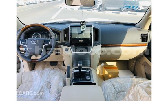 Buy Import Toyota Land Cruiser White Car in Import - Dubai in Artibonite Buy Import Toyota Land Cruiser White Car in Import - Dubai in Artibonite