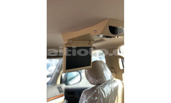 Buy Import Toyota Land Cruiser White Car in Import - Dubai in Artibonite Buy Import Toyota Land Cruiser White Car in Import - Dubai in Artibonite