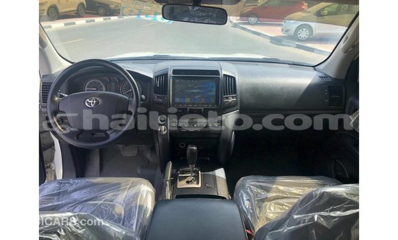 Buy Import Toyota Land Cruiser White Car in Import - Dubai in Artibonite Buy Import Toyota Land Cruiser White Car in Import - Dubai in Artibonite