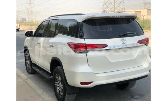Buy Import Toyota Fortuner White Car in Import - Dubai in Artibonite Buy Import Toyota Fortuner White Car in Import - Dubai in Artibonite