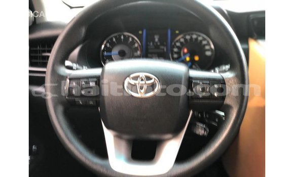 Buy Import Toyota Fortuner White Car in Import - Dubai in Artibonite Buy Import Toyota Fortuner White Car in Import - Dubai in Artibonite
