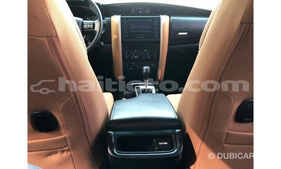 Buy Import Toyota Fortuner White Car in Import - Dubai in Artibonite Buy Import Toyota Fortuner White Car in Import - Dubai in Artibonite