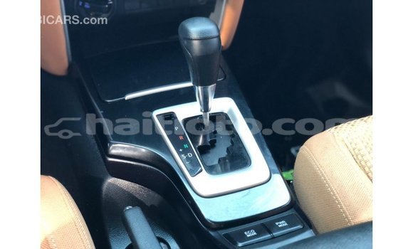 Buy Import Toyota Fortuner White Car in Import - Dubai in Artibonite Buy Import Toyota Fortuner White Car in Import - Dubai in Artibonite