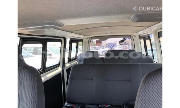 Buy Import Toyota Hiace White Car in Import - Dubai in Artibonite Buy Import Toyota Hiace White Car in Import - Dubai in Artibonite