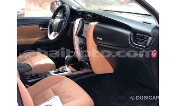 Buy Import Toyota Fortuner White Car in Import - Dubai in Artibonite Buy Import Toyota Fortuner White Car in Import - Dubai in Artibonite