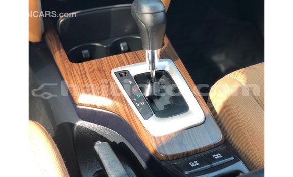 Buy Import Toyota Fortuner White Car in Import - Dubai in Artibonite Buy Import Toyota Fortuner White Car in Import - Dubai in Artibonite