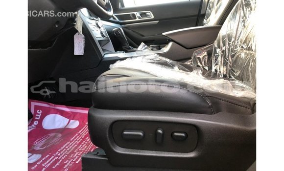 Buy Import Ford Explorer Blue Car in Import - Dubai in Artibonite Buy Import Ford Explorer Blue Car in Import - Dubai in Artibonite