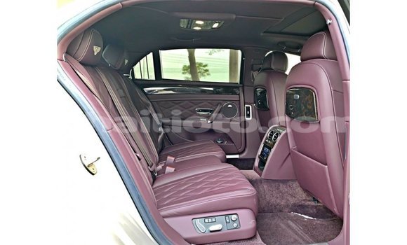 Acheter Import Voiture Bentley Flying Spur Autre à Import - Dubai, Artibonite Acheter Import Voiture Bentley Flying Spur Autre à Import - Dubai, Artibonite