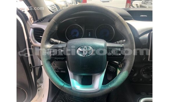 Buy Import Toyota Hilux White Car in Import - Dubai in Artibonite Buy Import Toyota Hilux White Car in Import - Dubai in Artibonite
