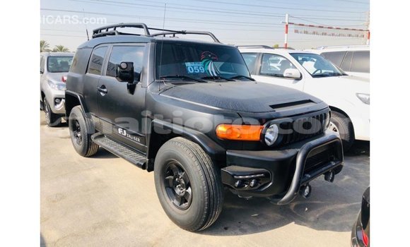 Acheter Import Voiture Toyota FJ Cruiser Noir à Import - Dubai, Artibonite Acheter Import Voiture Toyota FJ Cruiser Noir à Import - Dubai, Artibonite