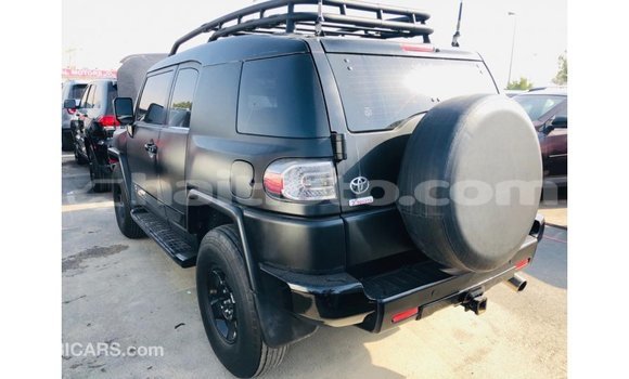 Acheter Import Voiture Toyota FJ Cruiser Noir à Import - Dubai, Artibonite Acheter Import Voiture Toyota FJ Cruiser Noir à Import - Dubai, Artibonite