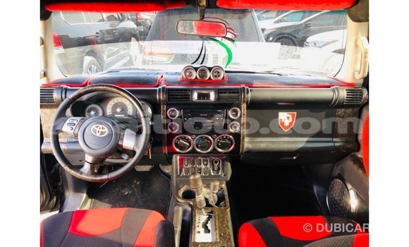 Acheter Import Voiture Toyota FJ Cruiser Noir à Import - Dubai, Artibonite Acheter Import Voiture Toyota FJ Cruiser Noir à Import - Dubai, Artibonite