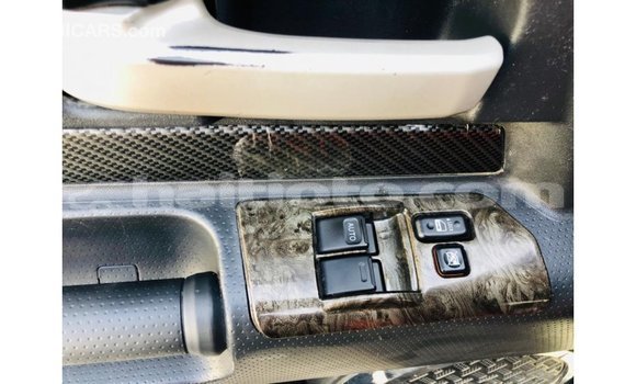 Acheter Import Voiture Toyota FJ Cruiser Noir à Import - Dubai, Artibonite Acheter Import Voiture Toyota FJ Cruiser Noir à Import - Dubai, Artibonite