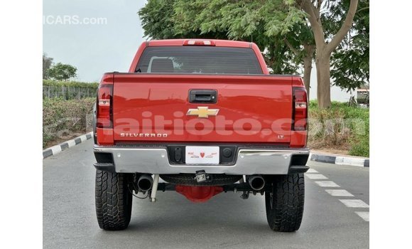 Acheter Import Voiture Chevrolet Silverado Rouge à Import - Dubai, Artibonite Acheter Import Voiture Chevrolet Silverado Rouge à Import - Dubai, Artibonite