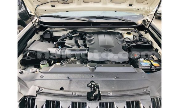 Buy Import Toyota Prado White Car in Import - Dubai in Artibonite Buy Import Toyota Prado White Car in Import - Dubai in Artibonite