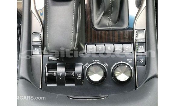 Acheter Import Voiture Lexus LX Blanc à Import - Dubai, Artibonite Acheter Import Voiture Lexus LX Blanc à Import - Dubai, Artibonite