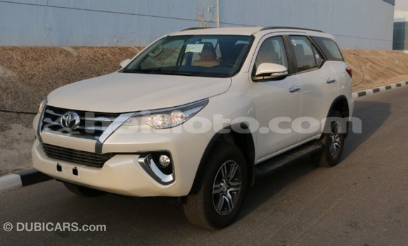 Acheter Import Voiture Toyota Fortuner Noir à Import - Dubai, Artibonite Acheter Import Voiture Toyota Fortuner Noir à Import - Dubai, Artibonite