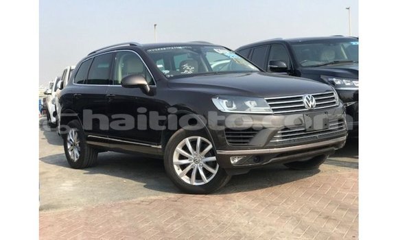 Acheter Import Voiture Volkswagen Touareg Marron à Import - Dubai, Artibonite