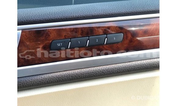 Acheter Import Voiture Volkswagen Touareg Marron à Import - Dubai, Artibonite Acheter Import Voiture Volkswagen Touareg Marron à Import - Dubai, Artibonite