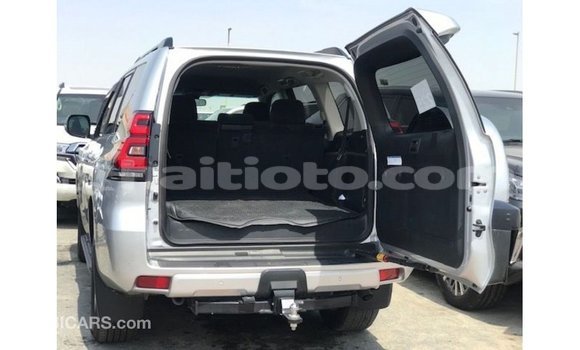Acheter Import Voiture Toyota Prado Autre à Import - Dubai, Artibonite Acheter Import Voiture Toyota Prado Autre à Import - Dubai, Artibonite