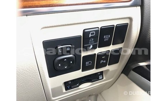 Acheter Import Voiture Toyota Land Cruiser Rouge à Import - Dubai, Artibonite Acheter Import Voiture Toyota Land Cruiser Rouge à Import - Dubai, Artibonite
