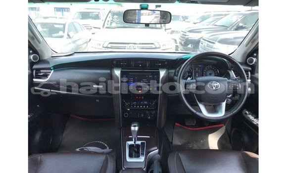 Acheter Import Voiture Toyota Fortuner Autre à Import - Dubai, Artibonite Acheter Import Voiture Toyota Fortuner Autre à Import - Dubai, Artibonite