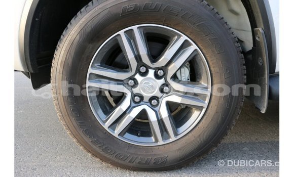 Acheter Import Voiture Toyota Fortuner Noir à Import - Dubai, Artibonite Acheter Import Voiture Toyota Fortuner Noir à Import - Dubai, Artibonite