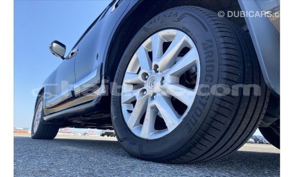 Acheter Import Voiture Toyota Land Cruiser Noir à Import - Dubai, Artibonite Acheter Import Voiture Toyota Land Cruiser Noir à Import - Dubai, Artibonite